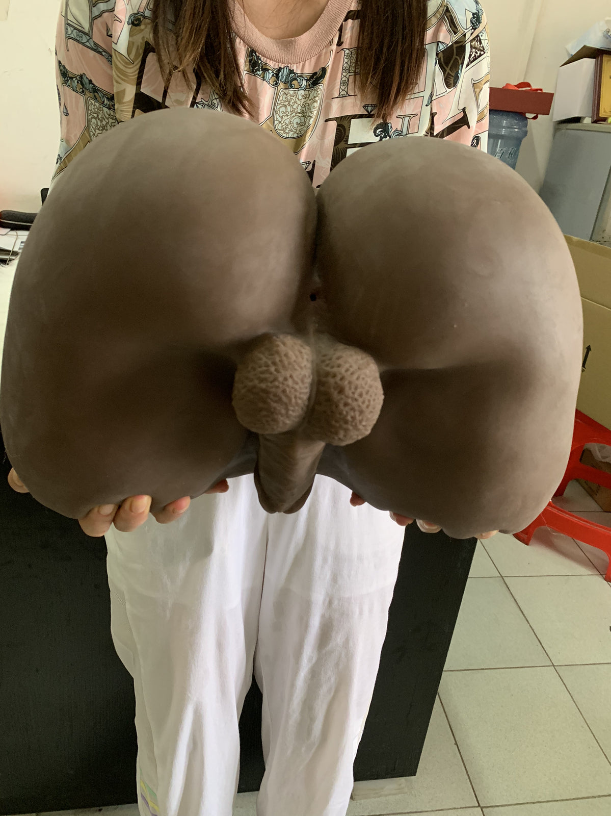 Großer Männerpo aus Silikon/TPE mit Hoden – Sex puppe Liebesspielzeug für schwule Männer (Masturbator)