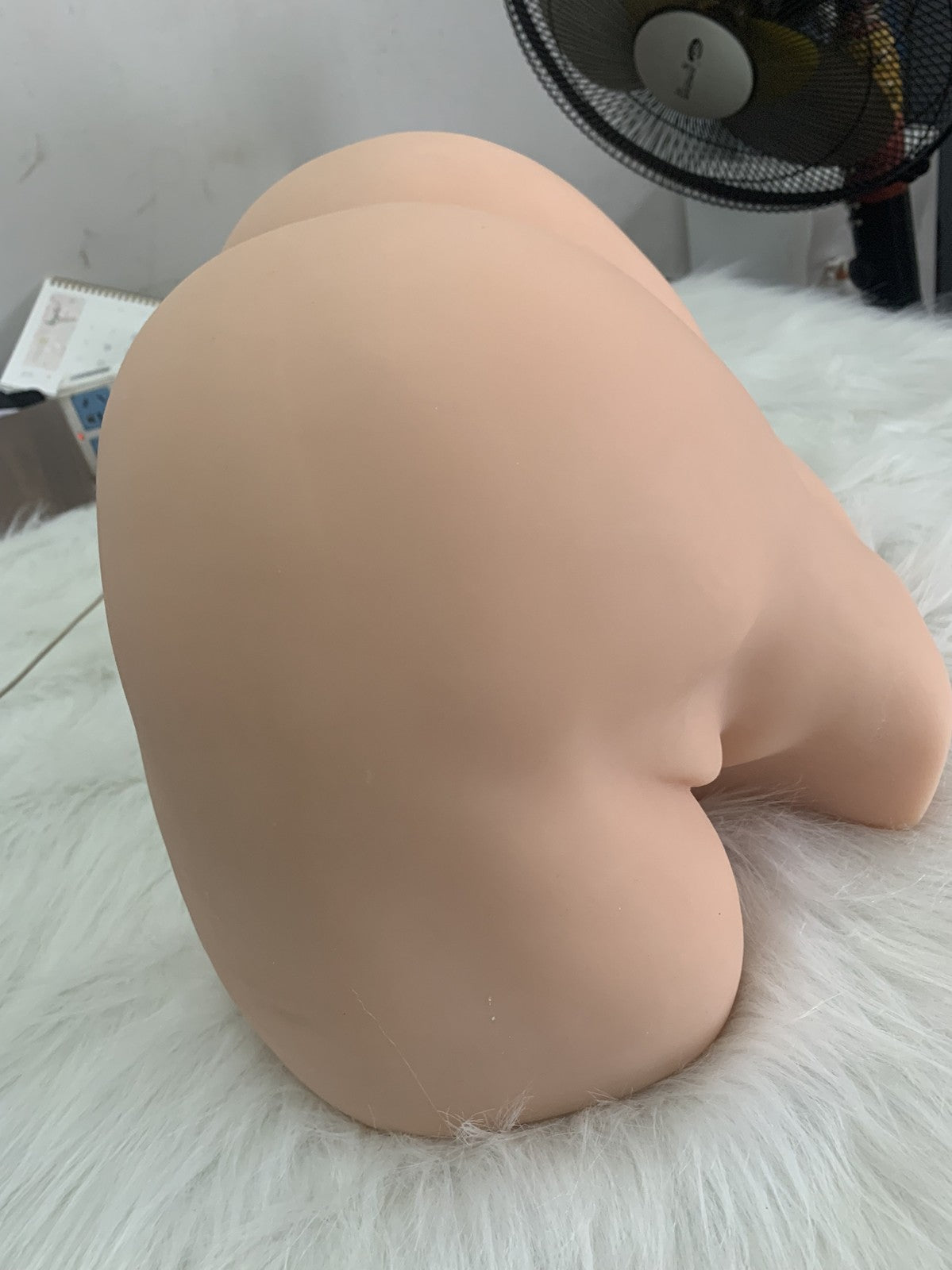 22lb Life Size Sex Doll Real TPE Big Ass Butt for Men Gay Adult Love sex Toys
22 Pfund schwere, lebensgroße Sexpuppe aus echtem TPE mit großem Po für Männer, schwule Erwachsene, Liebesspielzeug.